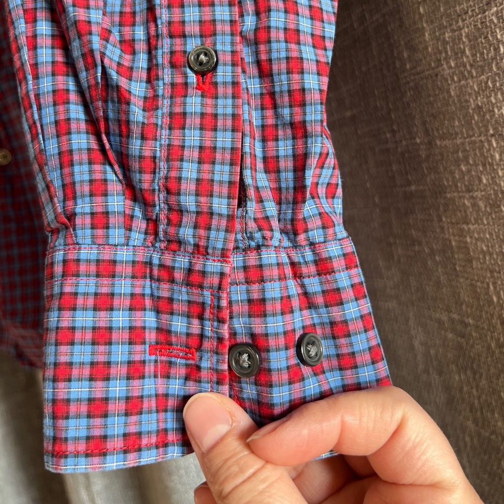 Uniqlo - Men’s red & blue plaid long sleeve button down shirt - size Large - Picture 5 of 12